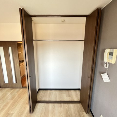 【玄関】 | サンタウン竹鼻B棟