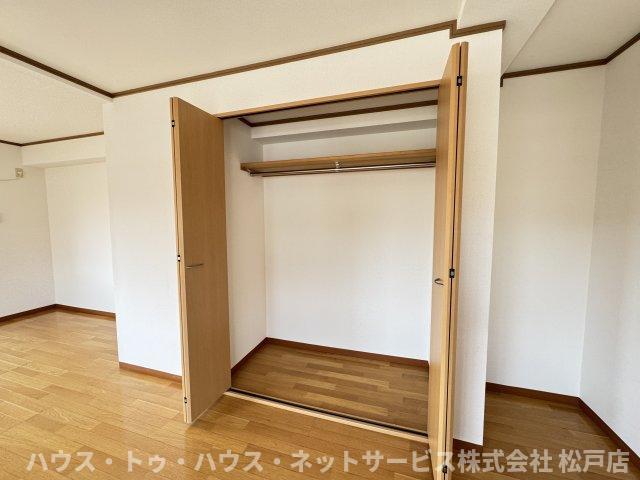 スドウビルの収納