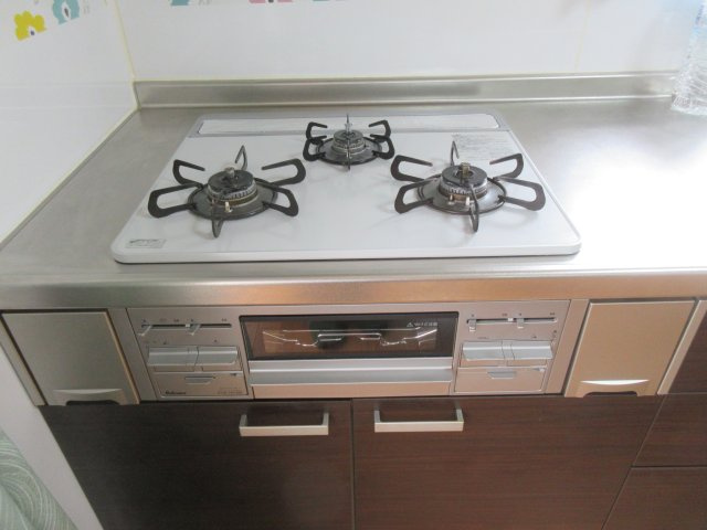 栗東市下戸山のキッチン