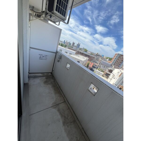 REGALO桜本町　名古屋市賃貸　仲介手数料無料のバルコニー