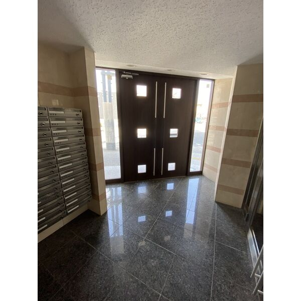 REGALO桜本町　名古屋市賃貸　仲介手数料無料のロビー