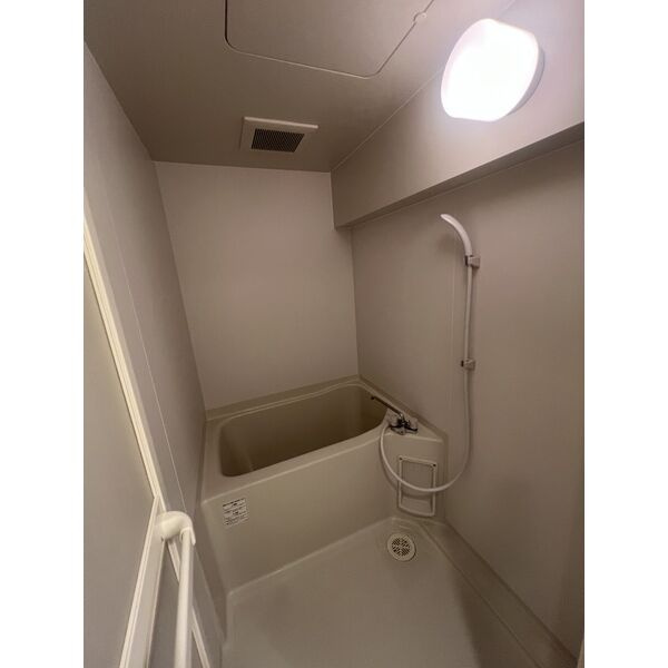 REGALO桜本町　名古屋市賃貸　仲介手数料無料の浴室