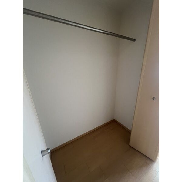 REGALO桜本町　名古屋市賃貸　仲介手数料無料の収納