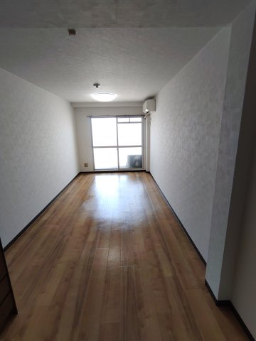 アベニュー西長居の居間・リビング