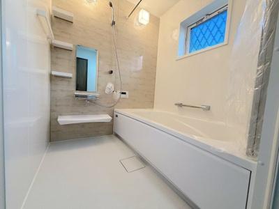 【浴室】 | ＜全2棟＞土地47坪以上／収納スペースが充実／瀬谷区北新