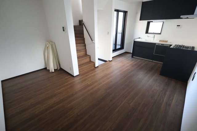 《仲介手数料無料》中央区大戸５丁目24-10(全1戸)新築一戸建て