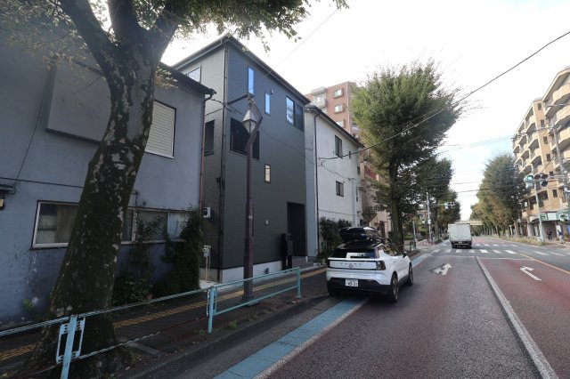 《仲介手数料無料》中央区大戸５丁目24-10(全1戸)新築一戸建ての外観|撮影日 2025年10月23日 12:00 晴れ