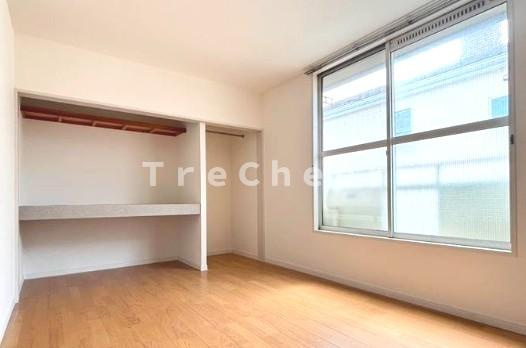 コーポパピヨンの居間・リビング