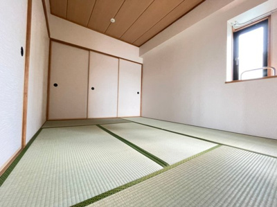 【和室】 | プリムベール向丘 | 畳の上でゆっくりとくつろげる和室です