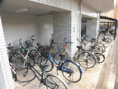 デトムワン一条通の駐車場|駐輪場