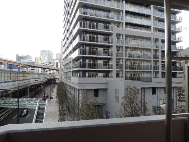 アドバンス神戸プラージュのバルコニー