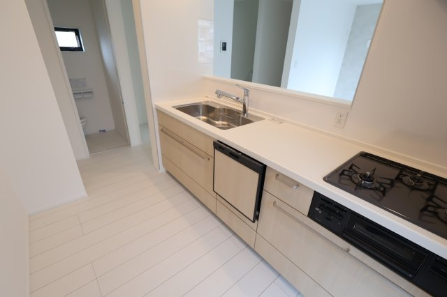 大宮区大成町１丁目470(1号棟)新築一戸建てのキッチン|撮影日 2025年9月20日 11:00 曇り