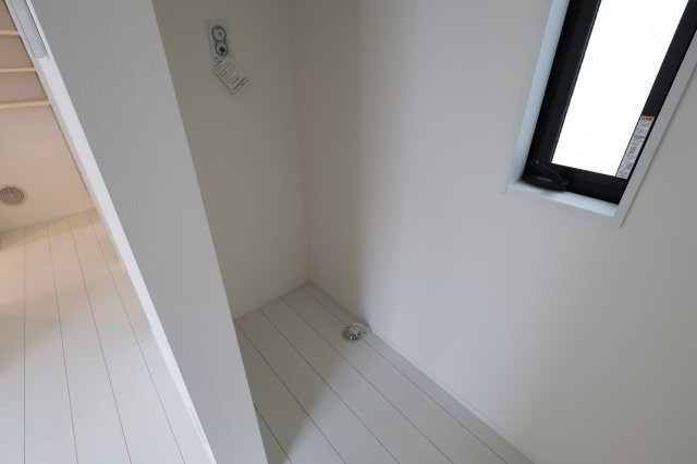 大宮区大成町１丁目470(1号棟)新築一戸建てのランドリースペース|撮影日 2025年9月20日 11:00 曇り