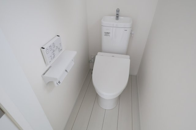 大宮区大成町１丁目470(1号棟)新築一戸建てのトイレ|撮影日 2025年9月20日 11:00 曇り
