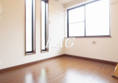 【居間・リビング】 | アーバンプレイスシャンゼリゼ | 洋室のお部屋です。