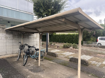 【その他共用部分】 | レピュート上柴 | 駐輪場
