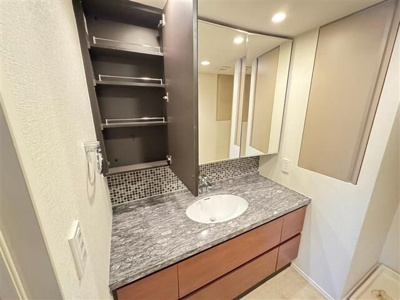 【エントランス】 | グランシーナ目白台