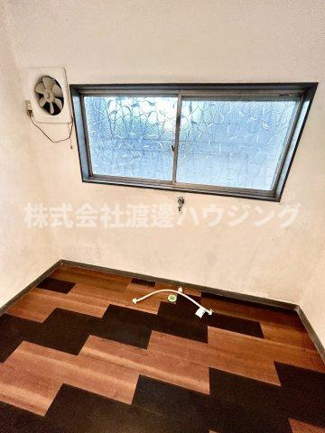 上六万寺一戸建のその他|窓