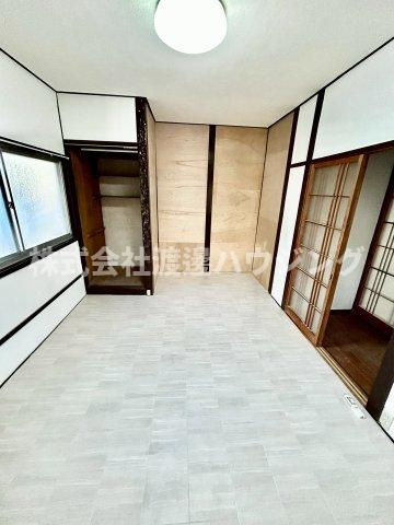 上六万寺一戸建の寝室