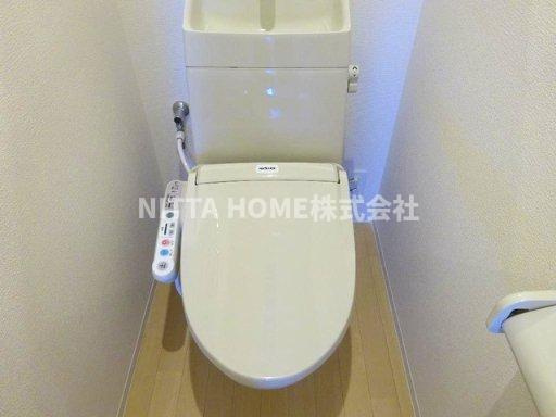 丹波篠山市味間南のアパートのトイレ|シャワー付きのトイレになります★