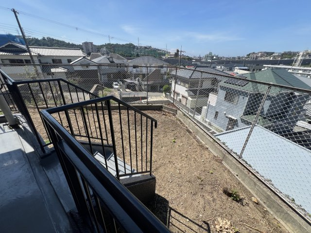 白峯グランドハイツ　の庭