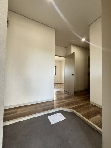 白峯グランドハイツ　の玄関