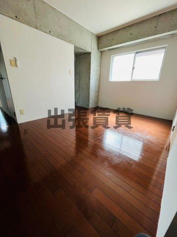 仲介手数料0円！！桜ヒルズの居間・リビング