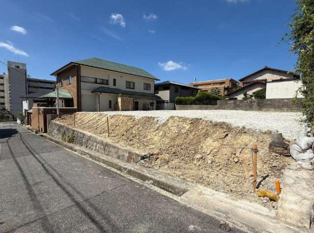 岩園町　売土地の外観