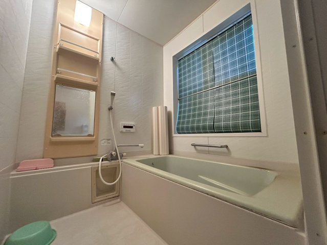 八街中古戸建ての浴室