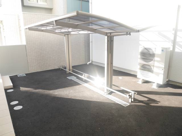 【駐車場】 | IG BILD