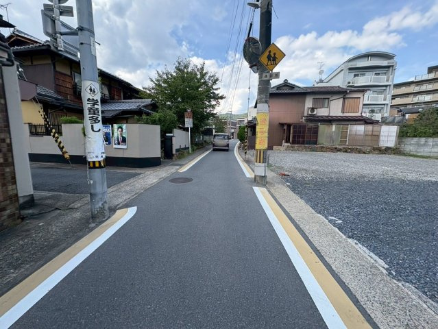 御陵下御廟野町