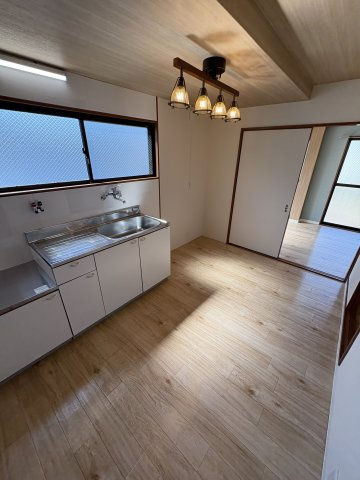 ソレイユパレスの居間・リビング