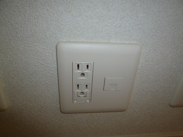 ウィステリアⅡのその他|電話モジュラー