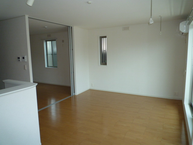 ウィステリアⅡの居間・リビング