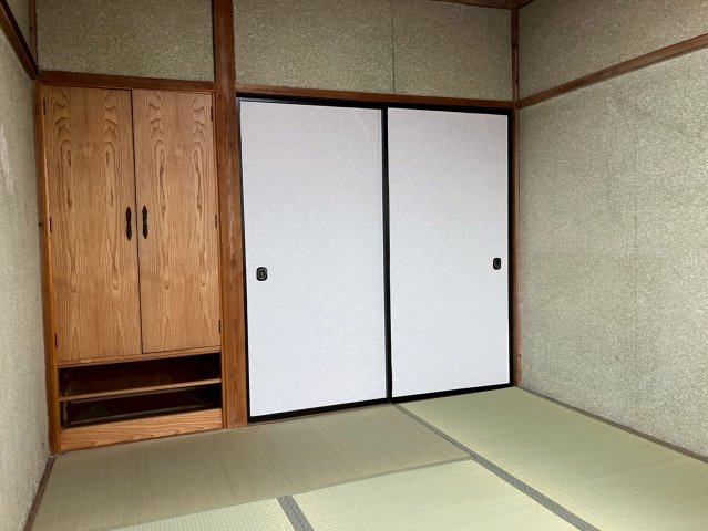 稲田戸建ての和室