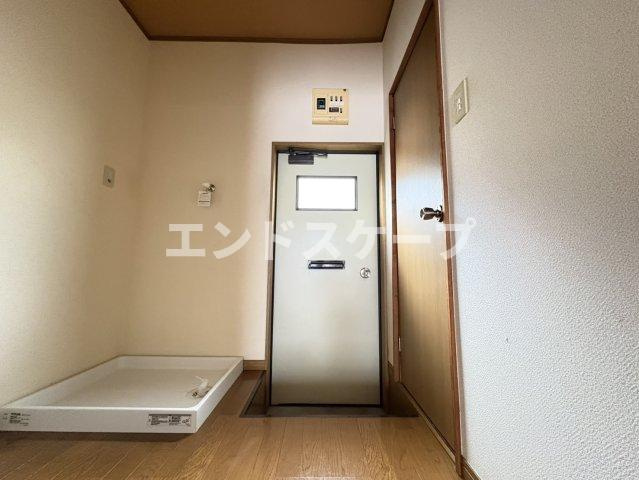 いずみハウスの玄関|高崎、前橋のお部屋探しはエンドスケープまで！お客様の理想お聞かせ下さい♪