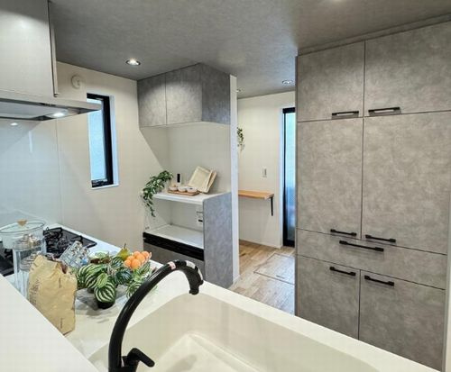 【キッチン】 | 【仲介手数料０円】綾瀬市深谷中7丁目　新築一戸建て | 綾瀬市深谷中7丁目　新築一戸建て