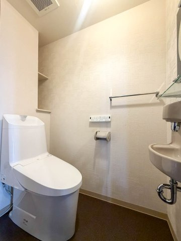 ライオンズマンション築地口弐番館のトイレ|トイレもきれいです