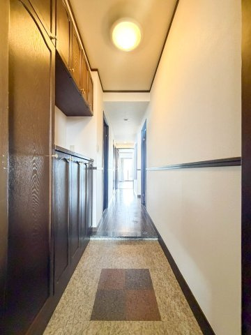 ライオンズマンション築地口弐番館の玄関|きれいな玄関です