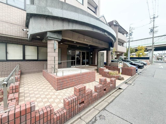 ライオンズマンション築地口弐番館のエントランス|清潔なエントランスです