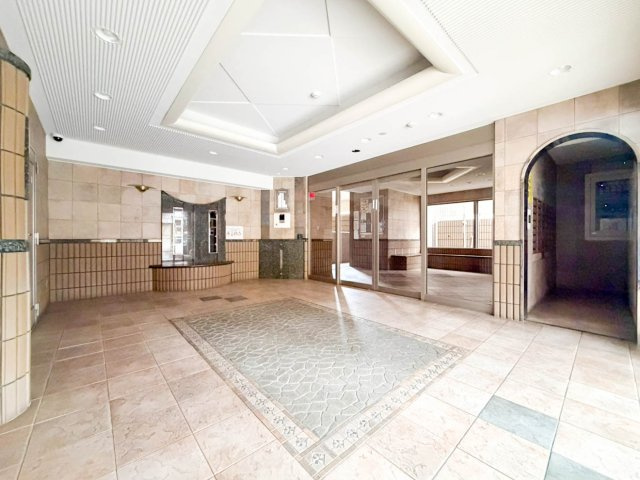 ライオンズマンション築地口弐番館のロビー|建物の内部です