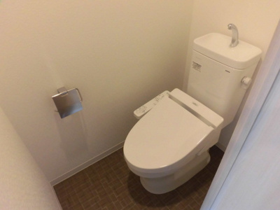 【トイレ】 | グリシーヌ弥生 | 温水洗浄便座。
