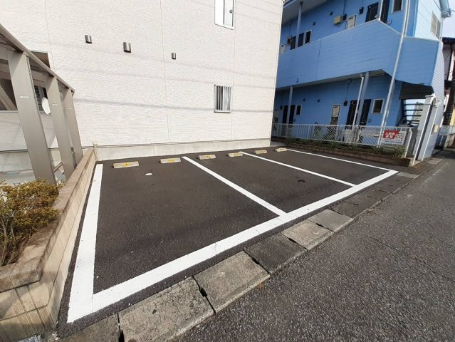 ドリームⅡの駐車場