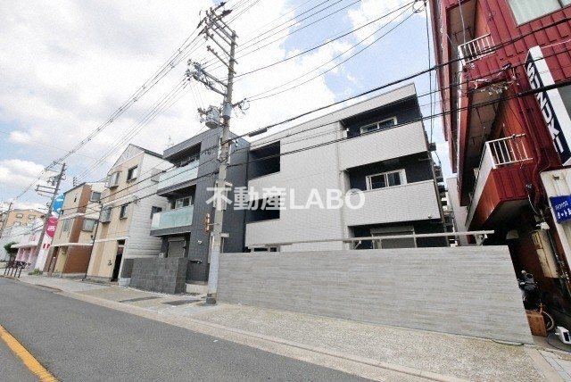 Clashist平野西Northの外観