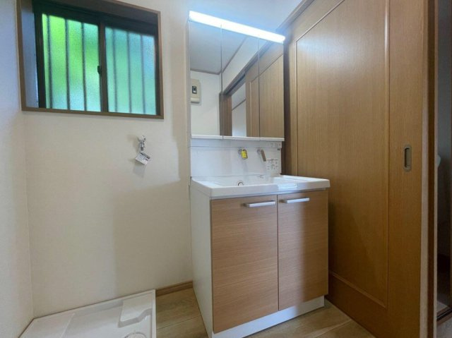 中古戸建　柏市逆井5丁目の洗面所