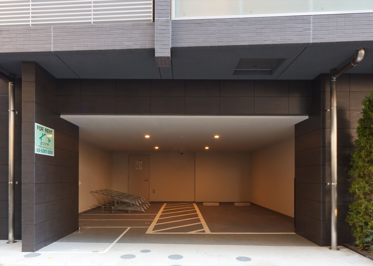 DIPS大山東町の駐車場