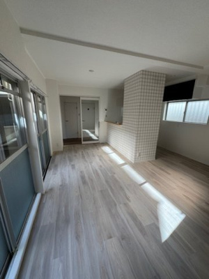 【居間・リビング】 | 森口マンション | ゆったり過ごせる居間です