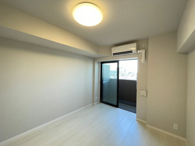 DIPS十条仲原WESTの寝室