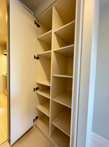 DIPS十条仲原WESTの収納