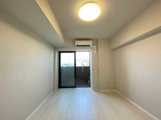 DIPS十条仲原WESTの寝室